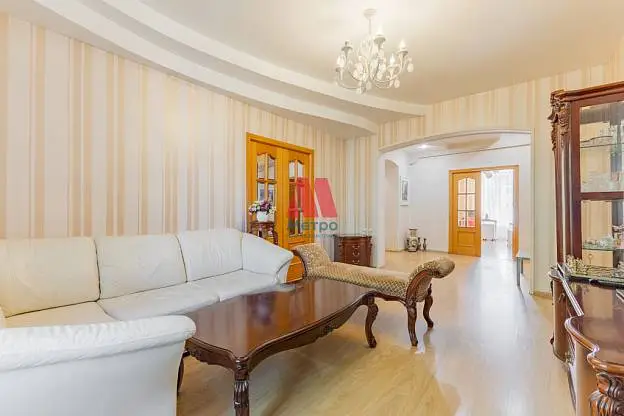 3-комн. квартира, 87 м², 2/4 этаж