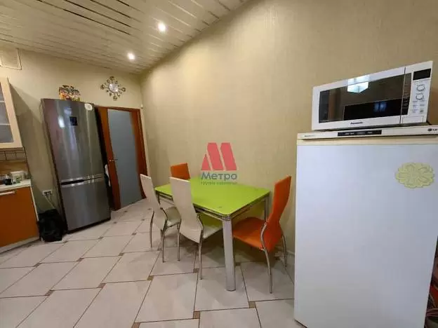 2-комн. квартира, 77 м², 2/7 этаж