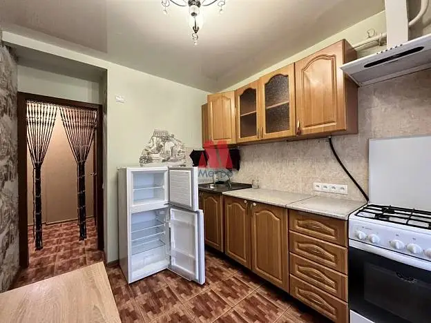 2-комн. квартира, 44 м², 1/9 этаж