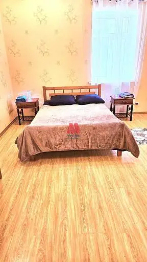 Коттедж, 280 м², 10 сот., 3 этажа