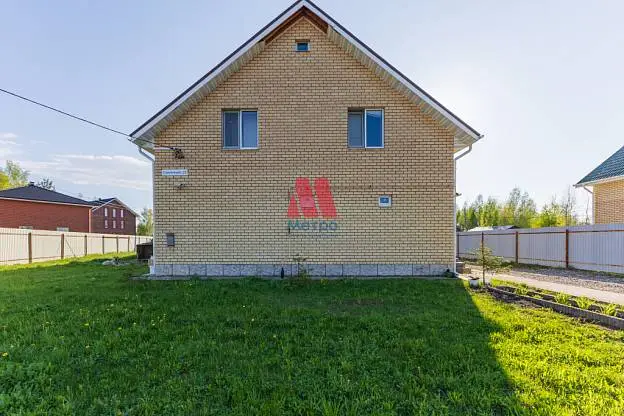 Коттедж, 173,9 м², 12 сот., 2 этажа