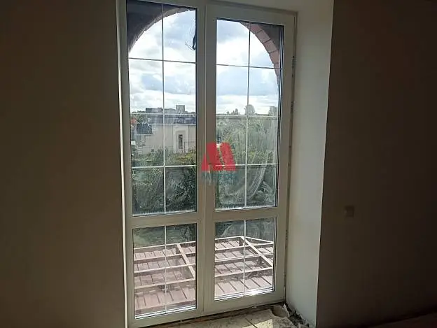 Дом, 183,2 м², 9 сот., 3 этажа