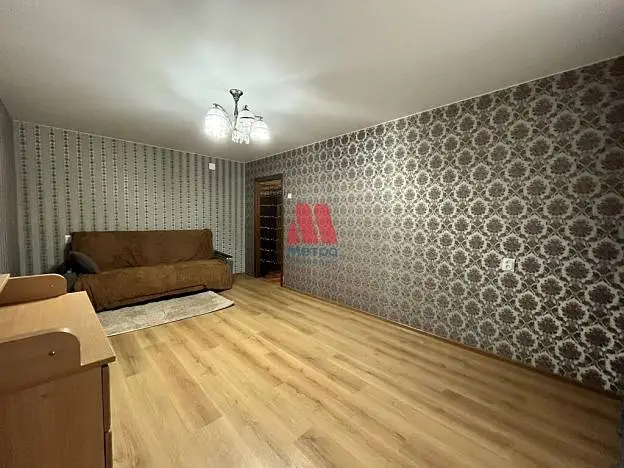 2-комн. квартира, 44 м², 1/9 этаж