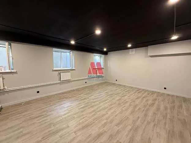 Свободного назначения, 70 м²