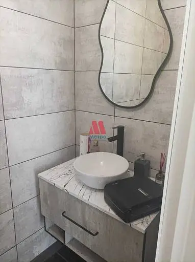 Свободного назначения, 100 м²