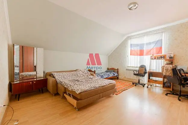 Коттедж, 173,9 м², 12 сот., 2 этажа