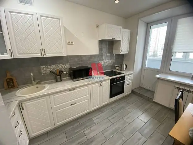 1-комн. квартира, 35 м², 3/16 этаж