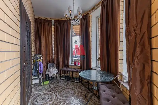 Дом, 450 м², 10 сот., 3 этажа