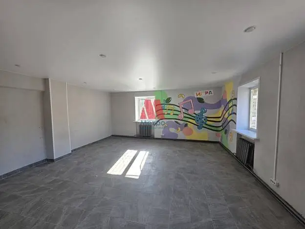 Свободного назначения, 160 м²