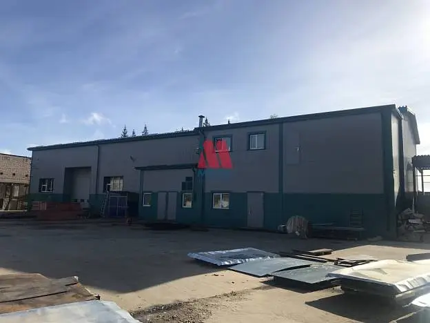 Производственное помещение, 1 300 м²
