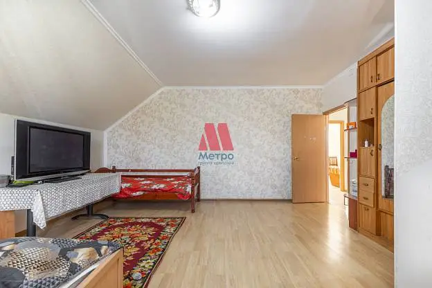 Коттедж, 173,9 м², 12 сот., 2 этажа