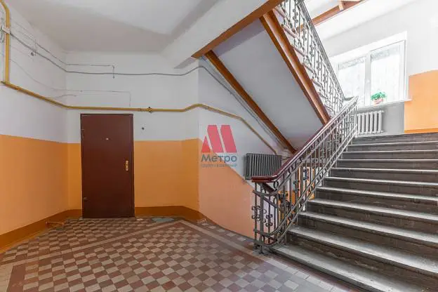 2-комн. квартира, 54 м², 1/3 этаж