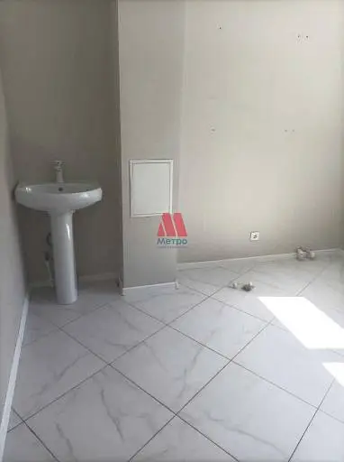 Свободного назначения, 100 м²