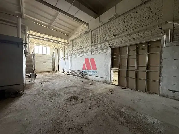 Производственное помещение, 400 м²