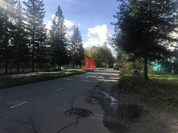 Производственное помещение, 1 300 м²