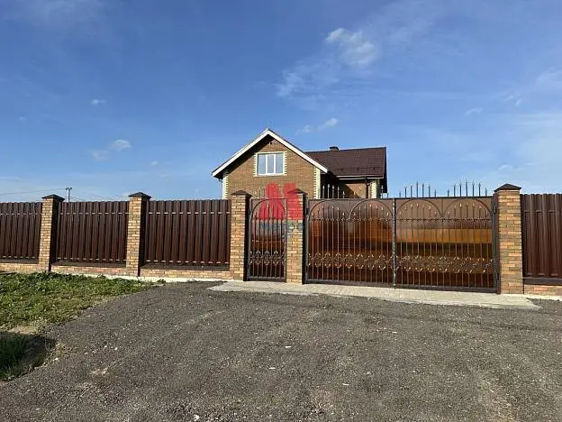 Коттедж, 150 м², 13,8 сот., 2 этажа