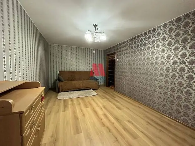 2-комн. квартира, 44 м², 1/9 этаж