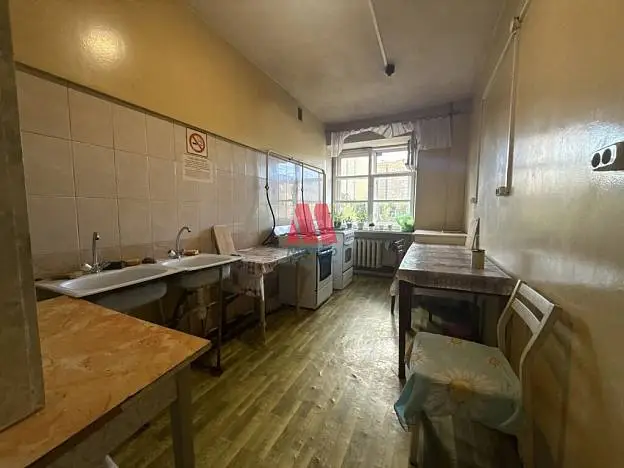 Комната, 4/4 этаж