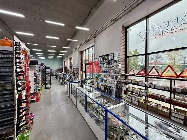 Свободного назначения, 370 м²