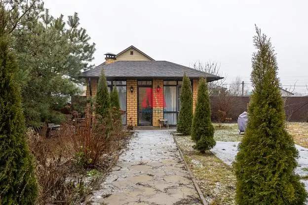 Дом, 450 м², 10 сот., 3 этажа