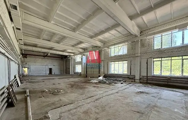 Производственное помещение, 400 м²