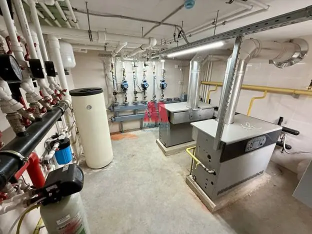 Свободного назначения, 370 м²