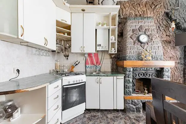 3-комн. квартира, 87 м², 2/4 этаж