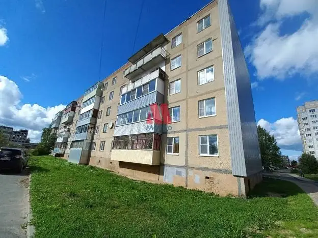 2-комн. квартира, 52,3 м², 3/5 этаж