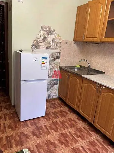 2-комн. квартира, 44 м², 1/9 этаж