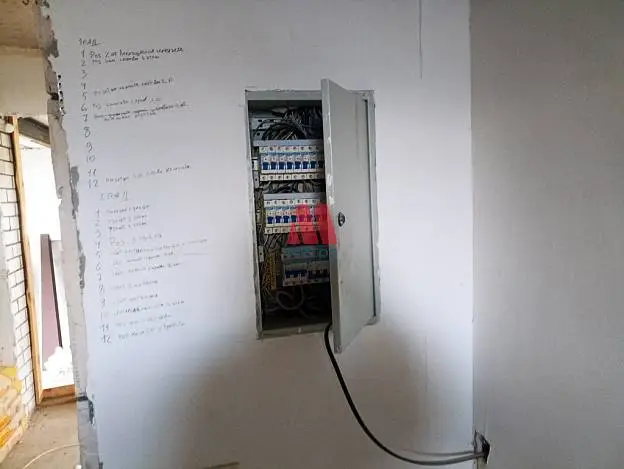 Дом, 183,2 м², 9 сот., 3 этажа