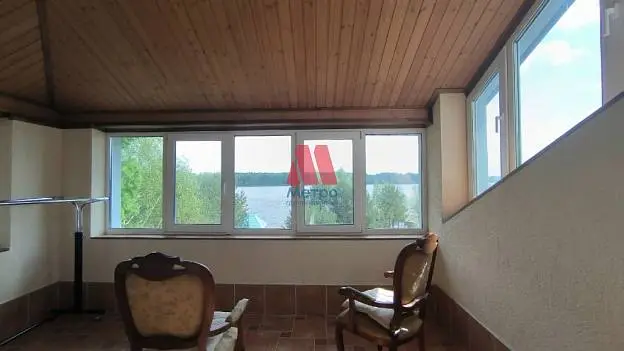 Коттедж, 280 м², 10 сот., 3 этажа
